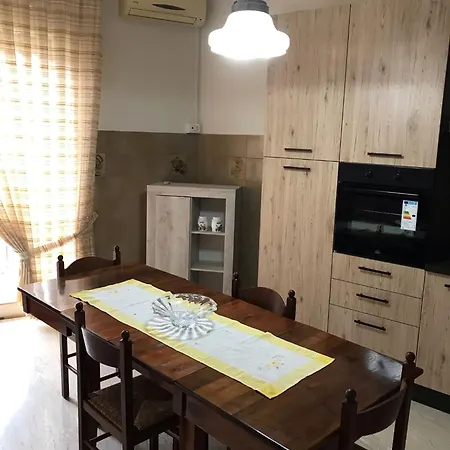 Ferienwohnung Residenza Delle Rose Lamezia Terme Exterior foto